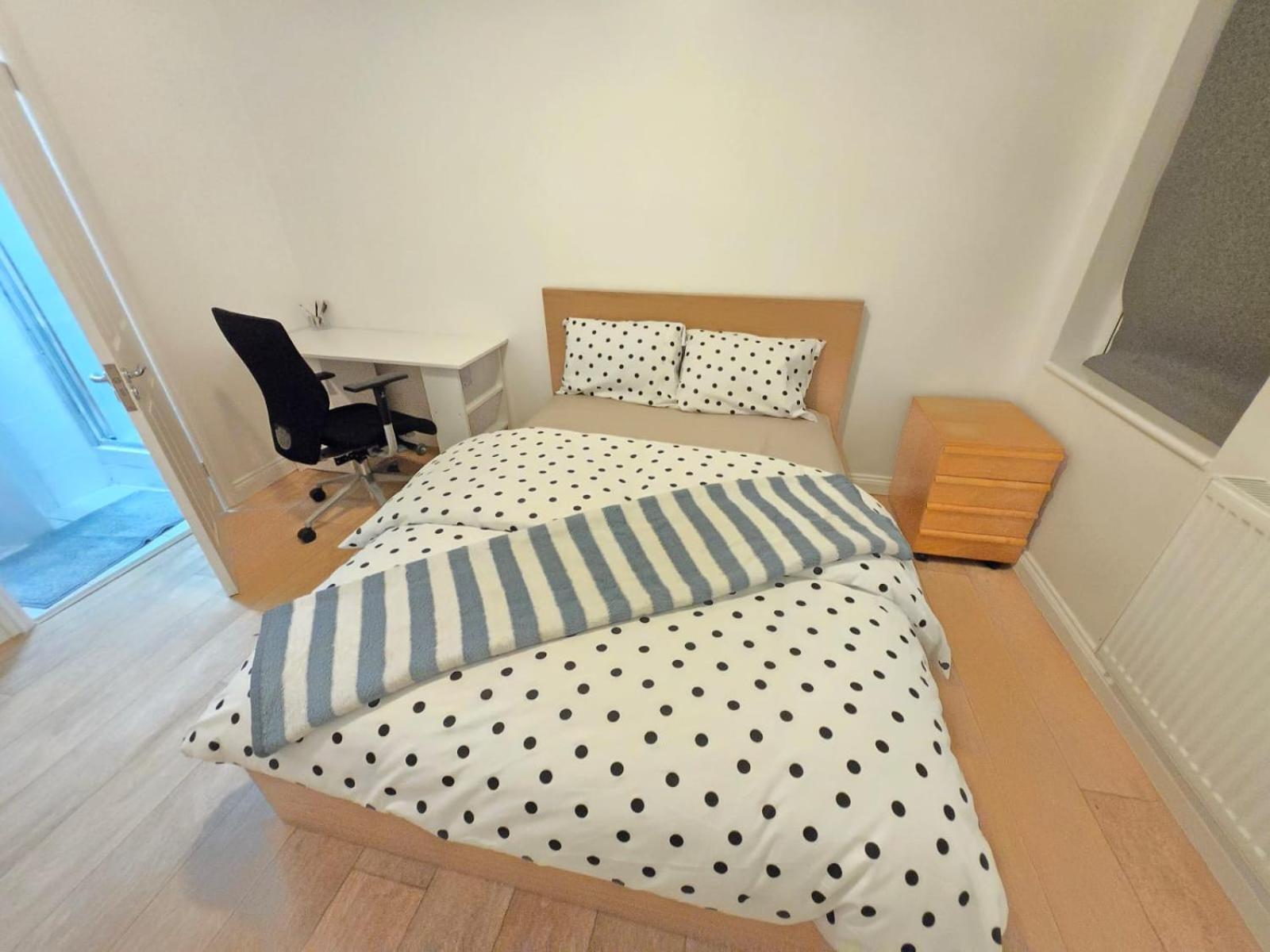 Chariss Room 5 Norwood Buitenkant foto